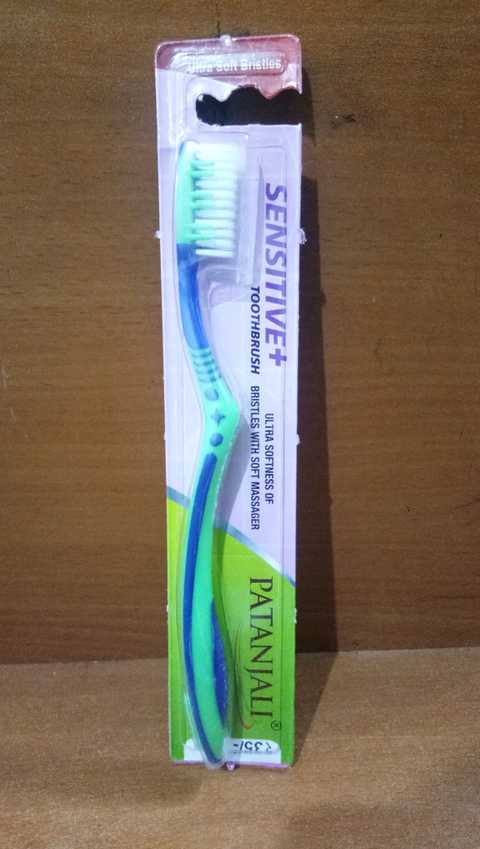 patanjali sensitive toothbrush